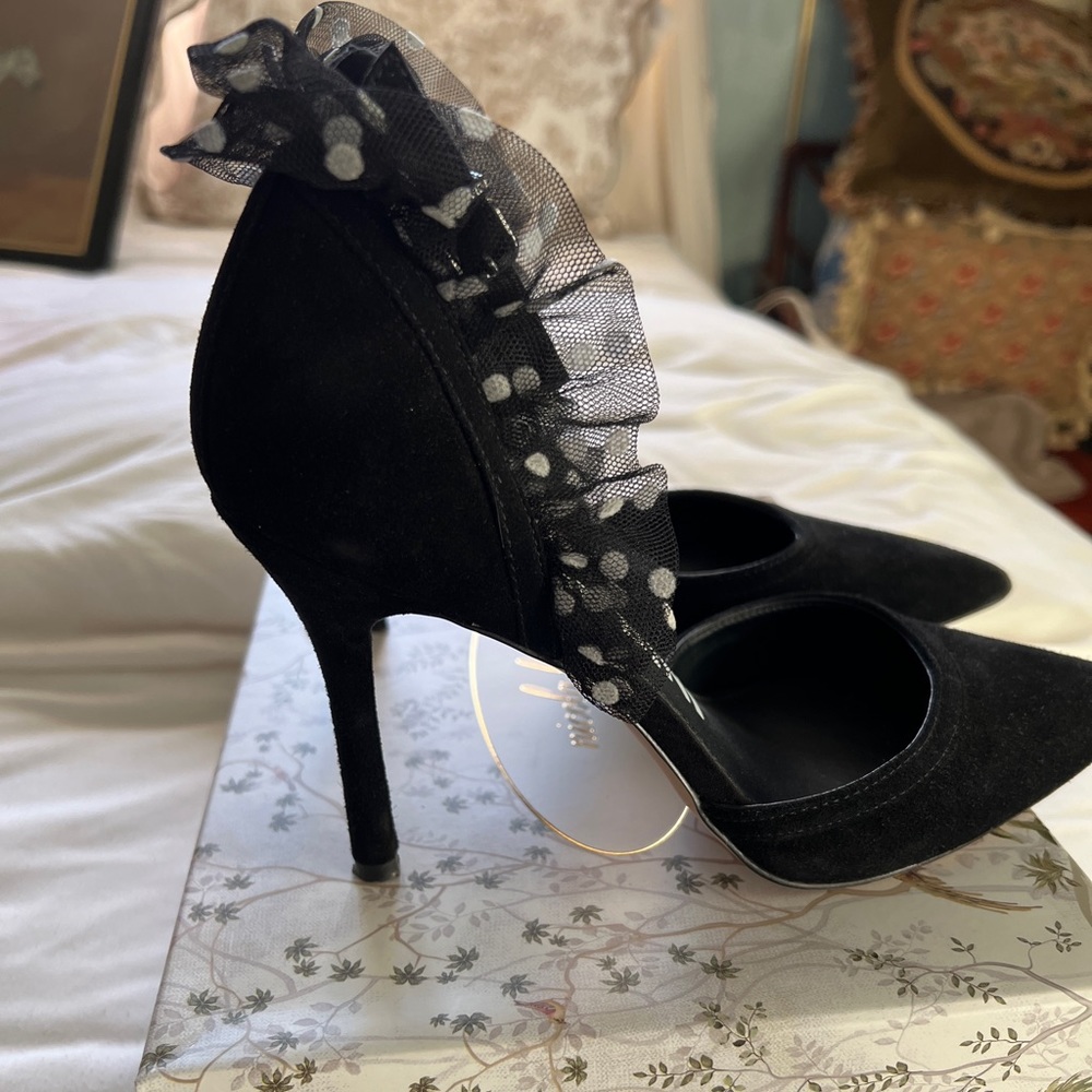 Gianni Bini heels in black